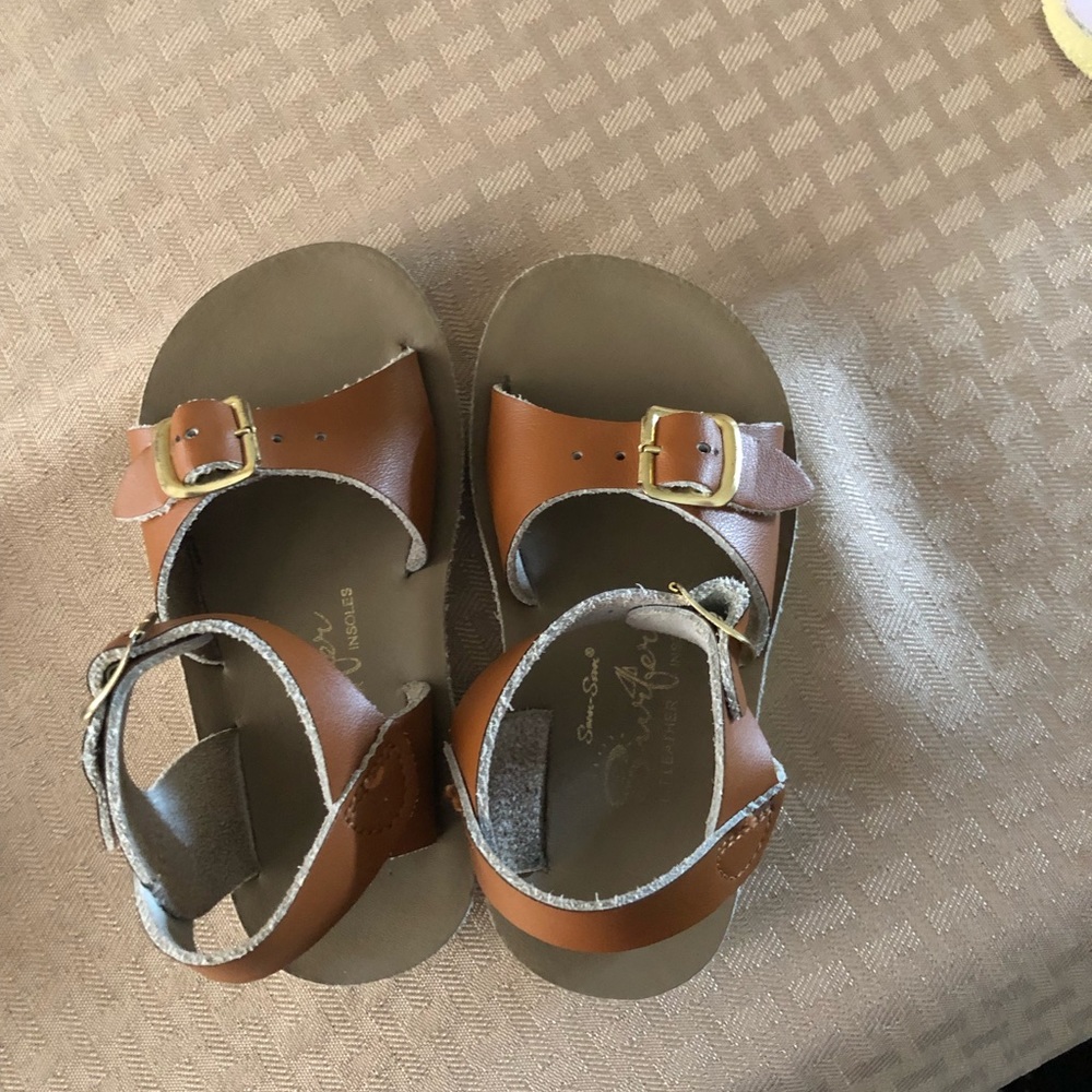 Toddler shoes
